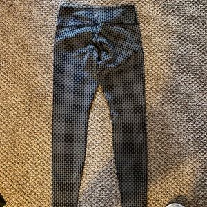 LULULEMON- WOMENS LEGGINGS